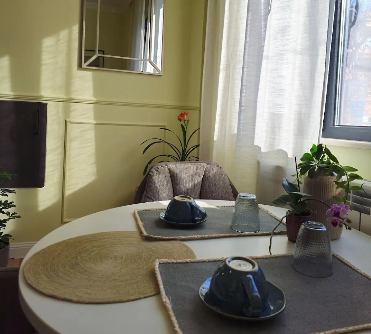 S Irma Apartment - Next To The Old Cathedral Szófia 0*,  Bulgária